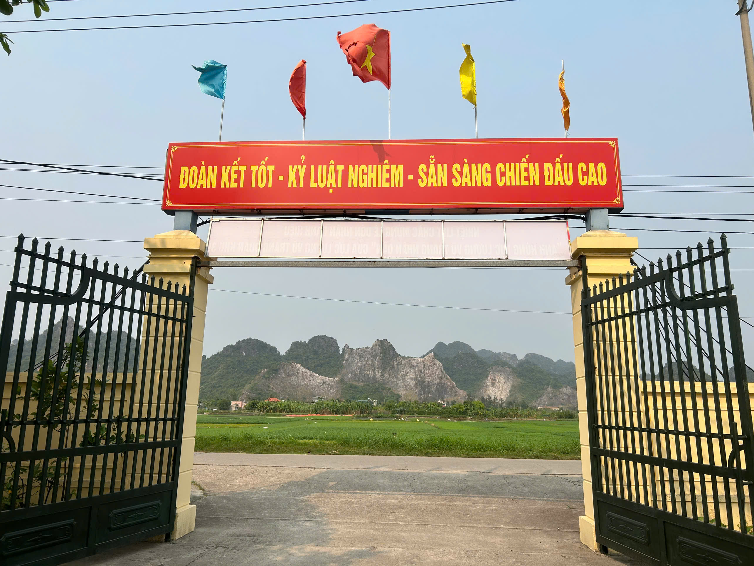 Ban Chỉ huy Quân sự phường Hà Tu