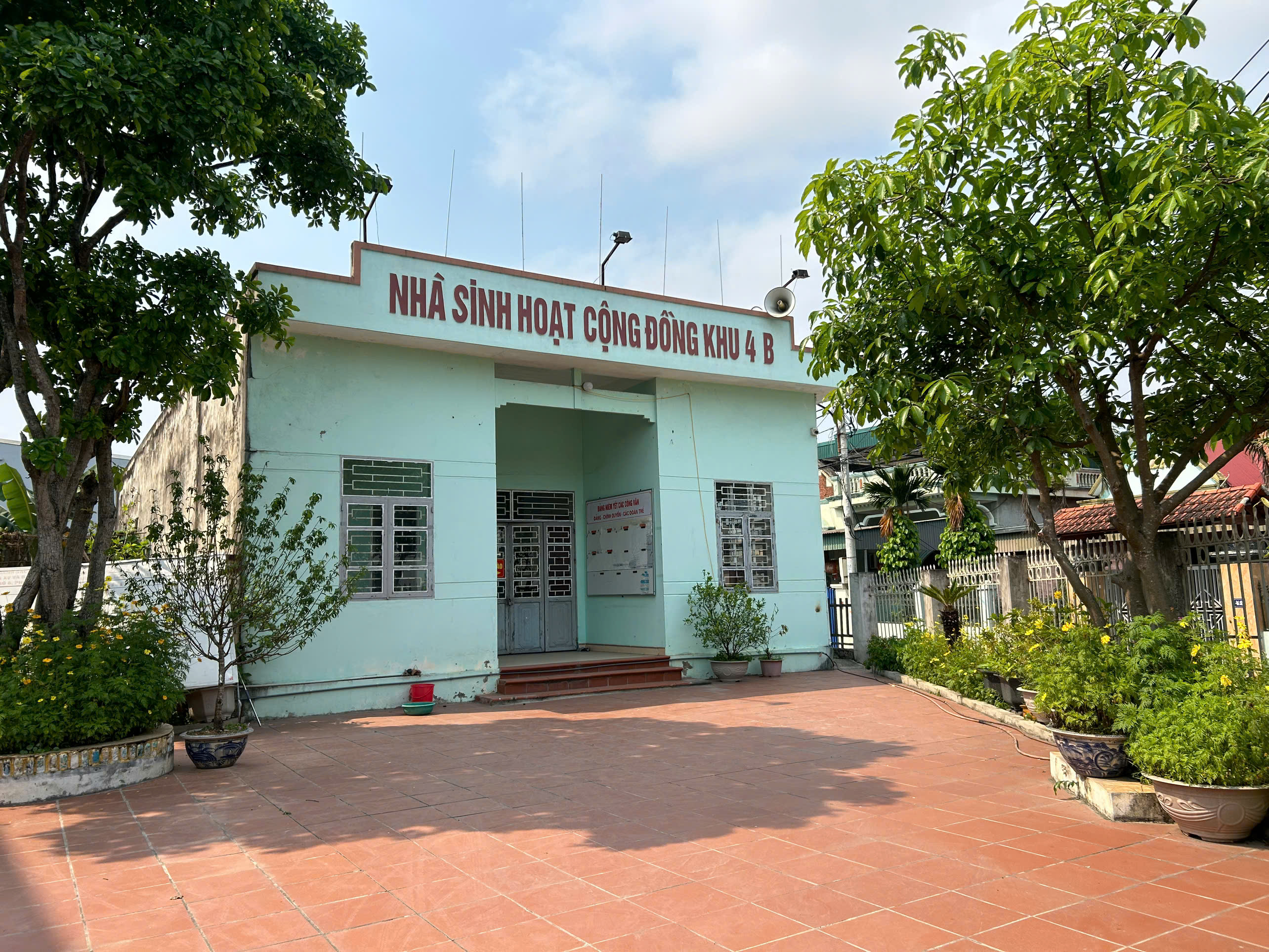 Nhà văn hóa khu Hà Phong 4B