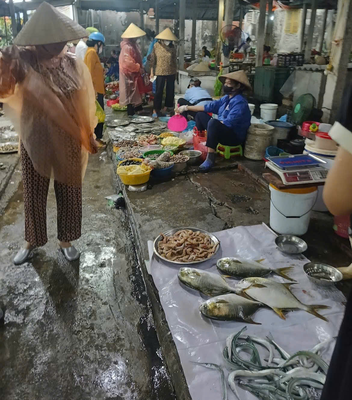 Chợ Hà Phong, phường Hà Tu