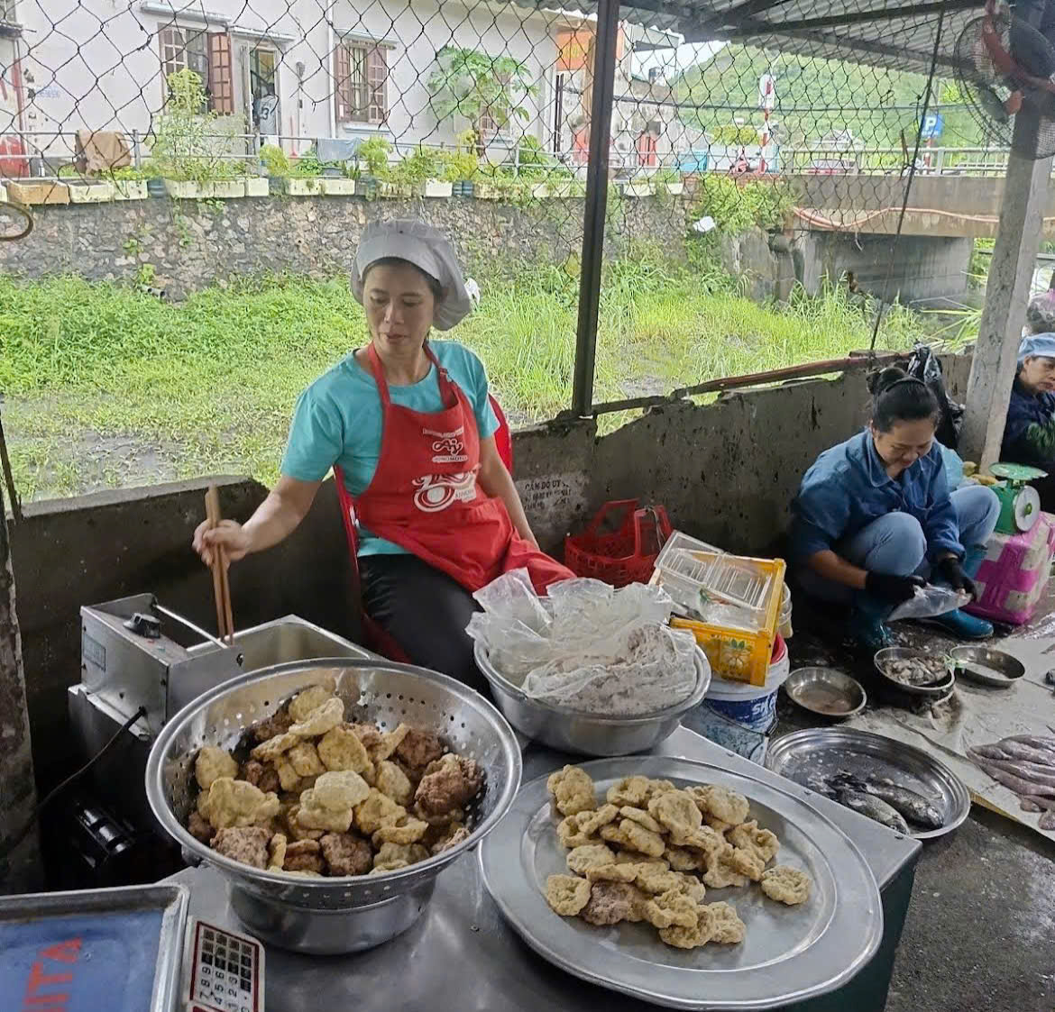 Chợ Hà Phong, phường Hà Tu