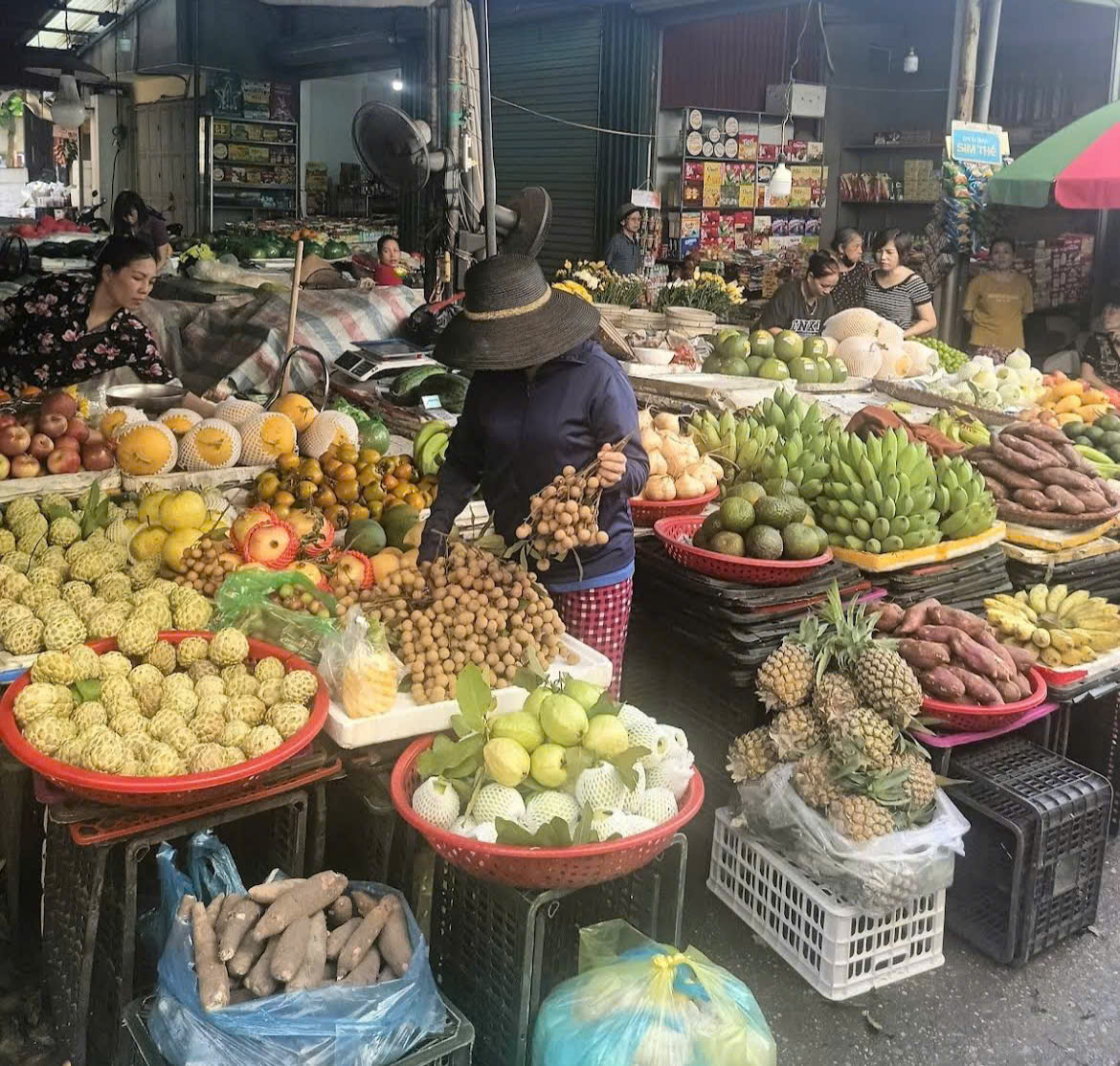 Chợ Hà Tu, phường Hà Tu