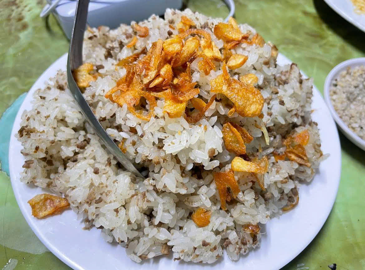 Nhà hàng Ven Đô Cái Xà Cong, phường Hà Tu