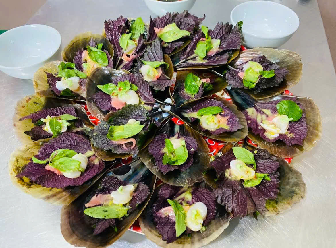 Quán bia Cây Xanh, phường Hà Tu
