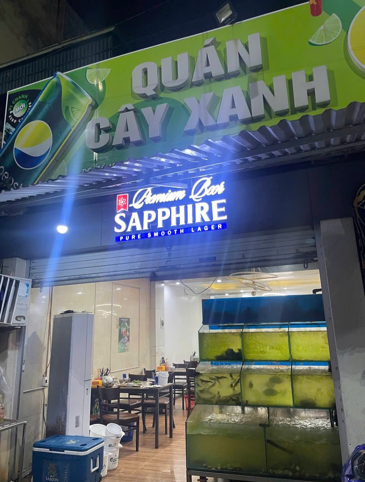 Quán bia Cây Xanh, phường Hà Tu