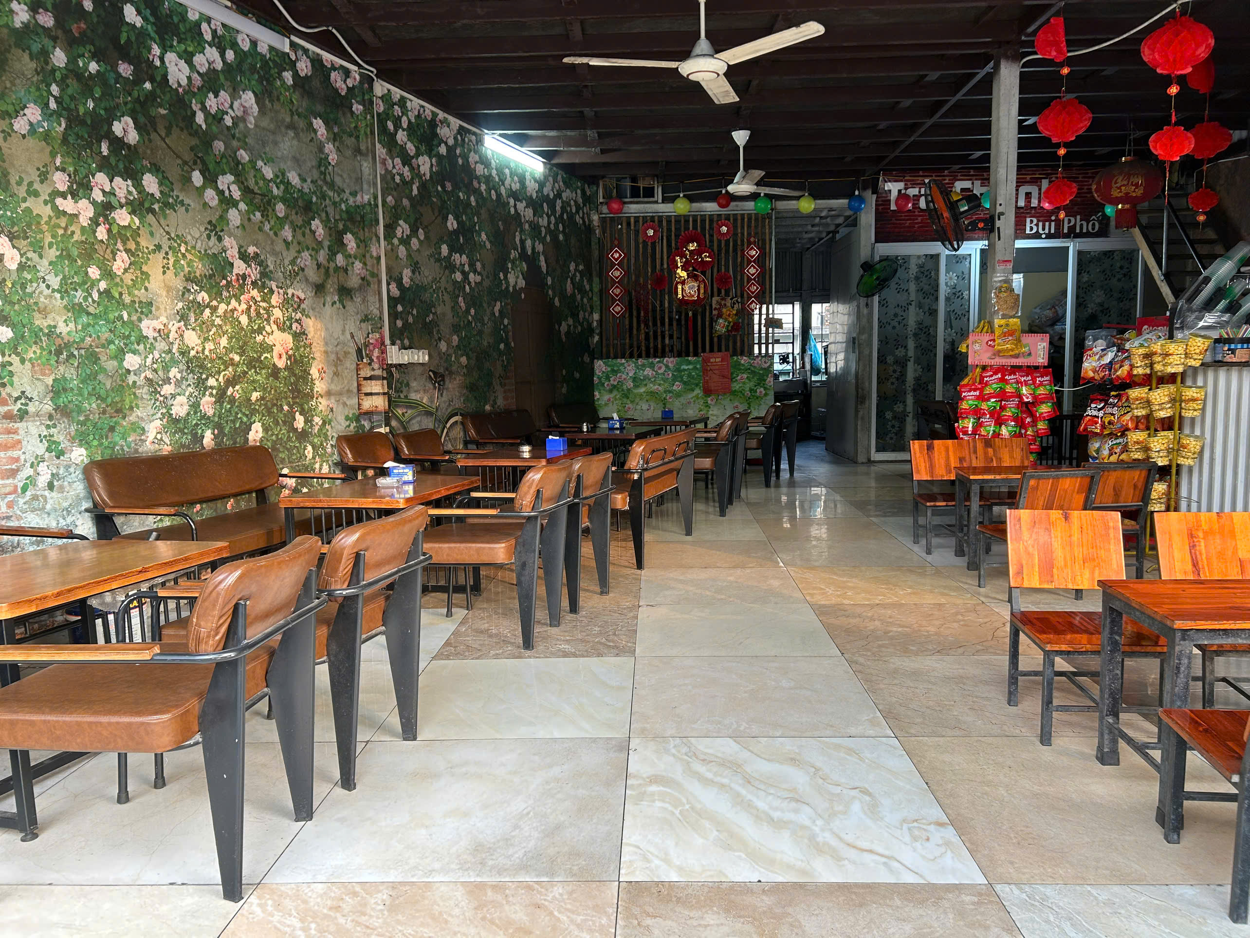 Trà chanh Bụi phố, phường Hà Tu