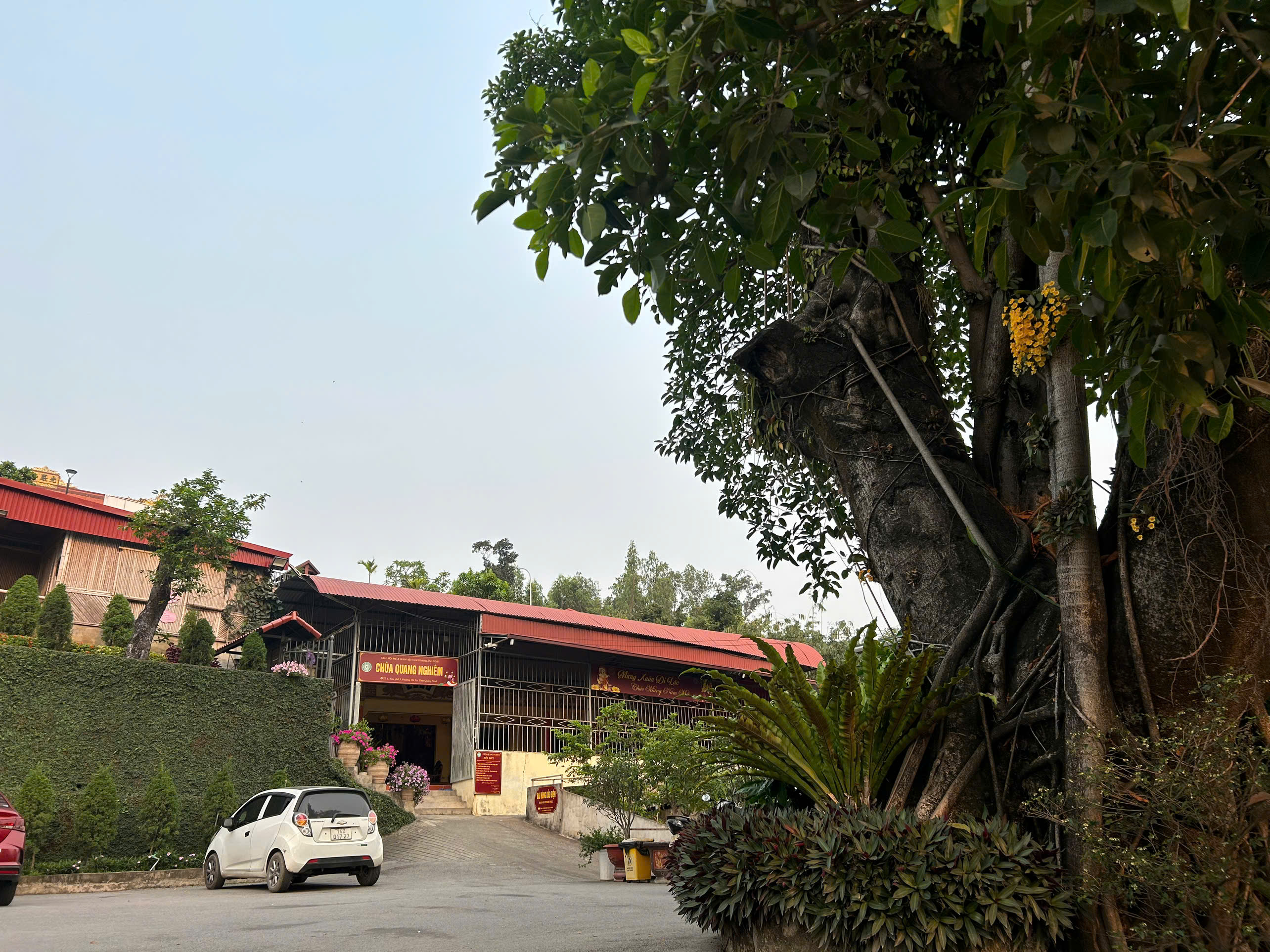 Chùa Quang Nghiêm, phường Hà Tu